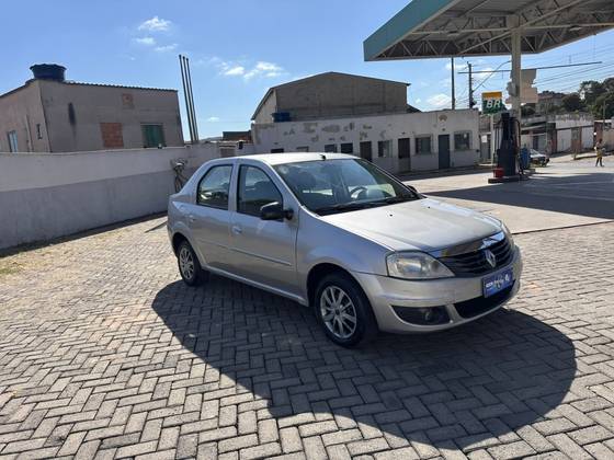 RENAULT LOGAN 1.0 EXPRESSION 16V FLEX 4P MANUAL RENAULT LOGAN 1.0 EXPRESSION 16V FLEX 4P MANUAL